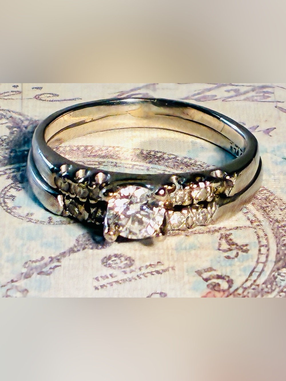 Antique Platinum Diamond ring size 6.5,